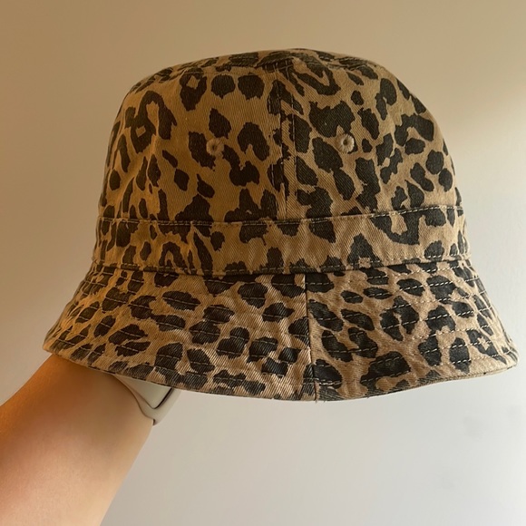 Leopard bucket hat - Picture 1 of 3